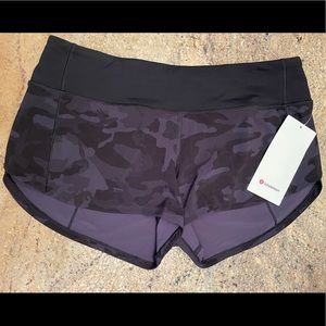 Lululemon Speed Up LR Short 2.5” Lined Dark Camo